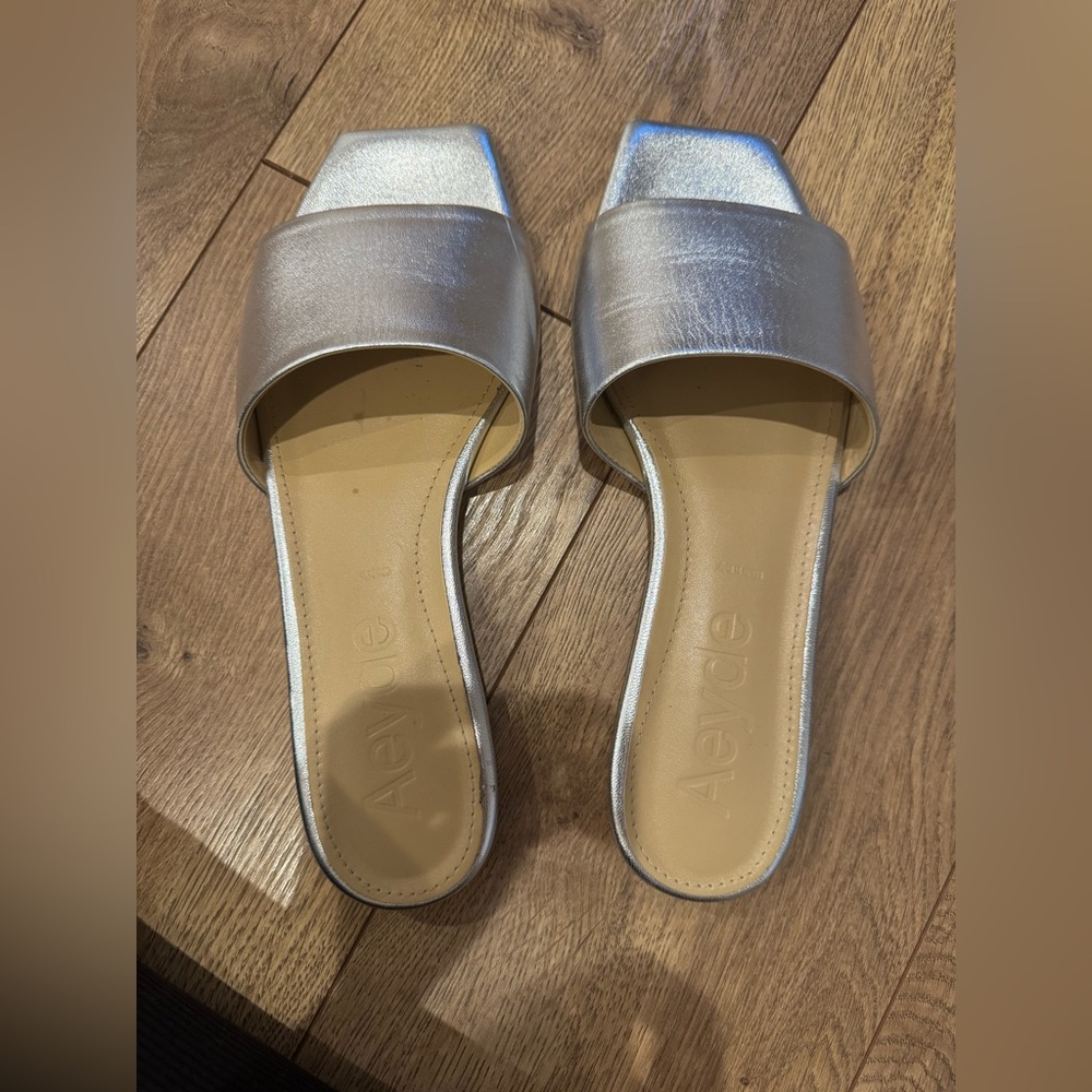 Aeyde Metallic Silver Slides